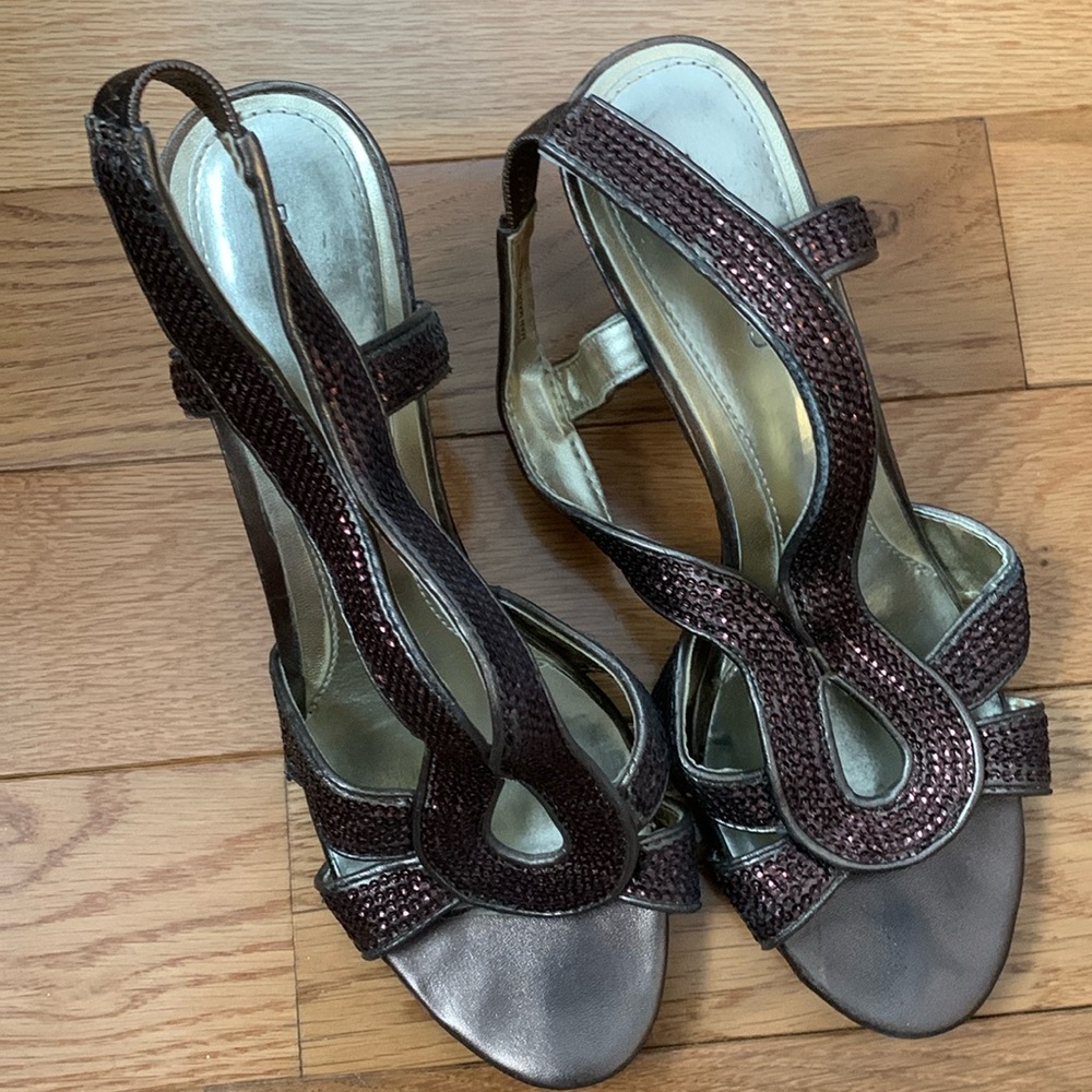 Bandolino heels size 8.5